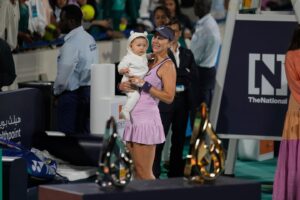 Les joueuses de tennis professionnelles ont désormais droit à un congé de maternité, financé par un fonds d’investissement saoudien