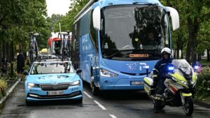 S&eacute;curit&eacute; priv&eacute;e, escorte polici&egrave;re... L'&eacute;quipe Isra&euml;l-Premier Tech sous haute surveillance sur le Tour de France