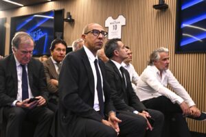 Le foot professionnel français s’oppose au Sénat et à la loi votée sur sa gouvernance - France - LFP - SO FOOT.com