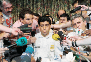 Diego Maradona, le génie qui a payé dopage et intérêts – Libération