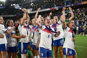 « Raffut », saison 2 : le podcast qui tacle les clichés sur le football féminin - L'Humanité