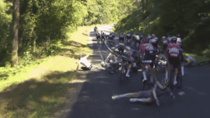 Tour de France&nbsp;: toujours plus vite et plus dangereux&nbsp;?