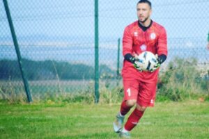 Un amateur sauve la vie d’un adversaire en plein match - France - Football amateur - SO FOOT.com