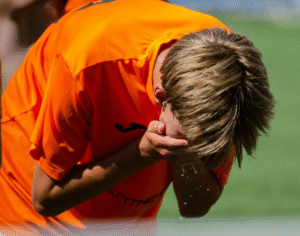 « Mon meilleur et pire ennemi » : Comment le sport intensif peut devenir toxique pour les adolescents ?