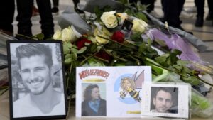 Crash d'h&eacute;licopt&egrave;res en 2015&nbsp;: le parquet de Paris demande un proc&egrave;s pour homicides involontaires contre le producteur de l'&eacute;mission "Dropped"