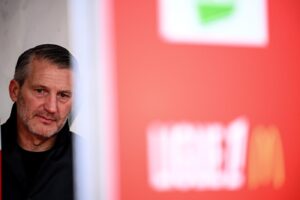 Contestatations envers les arbitres&nbsp;: des Dogues dans la matrice - Ligue 1 - J6 - Lille-Lyon (0-1) - SO FOOT.com