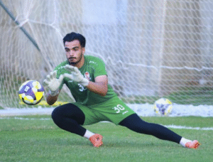 Abed Yassin, gardien de but arabe israélien engagé avec la sélection palestinienne, symbole de déchirement dans le conflit