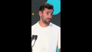 "J'ai besoin de me rapprocher de la mort" raconte le v&eacute;t&eacute;tiste de l'extr&ecirc;me, Kilian Bron