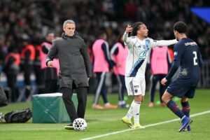 Pourquoi le foot pourrait bientôt se jouer à dix - International - SO FOOT.com