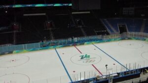 Alors que les JO de Milan Cortina s'ouvrent vendredi, et que les &eacute;preuves commencent mercredi, certains travaux ne sont pas achev&eacute;s