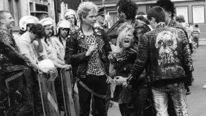 Redskins et punks, des bandes(-sons) antifascistes&nbsp;: épisode  du podcast Antifascisme, une histoire | France Culture