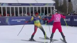 VIDEO. "Allez tu pousses, tu pousses"... Au c&oelig;ur de la communication entre le skieur et son guide lors des Jeux paralympiques 2026 - franceinfo