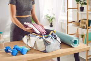 Une dermatologue dévoile à quelle fréquence laver ses vêtements de sport&nbsp;: "Au-delà vous risquez acné, irritation ou même mycose" - Top Santé