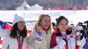 "Des freins major&eacute;s d'&ecirc;tre une femme en situation de handicap dans un sport d'hiver"&nbsp;: comment expliquer que la France n'aligne que deux femmes aux Paralympiques 2026 - franceinfo