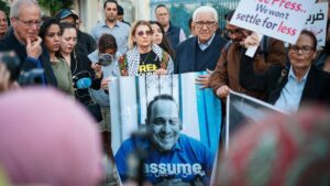 Proc&egrave;s de Mourad Zeghidi&nbsp;: sa fille attend "une lib&eacute;ration, la fin de ce cauchemar et de deux ans de douleur et d'injustice" – franceinfo