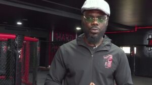 Pr&egrave;s de Lyon, la vid&eacute;o d'un cours de MMA pour enfants choque sur les r&eacute;seaux sociaux – franceinfo