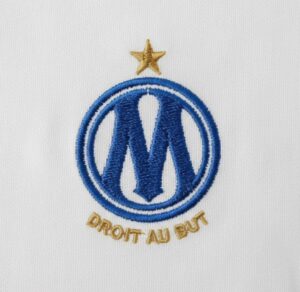 Pourquoi le nouveau logo de l’OM divise les supporters – Dégaine