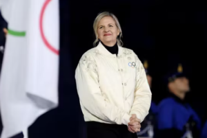 Qui est Kirsty Coventry, la présidente du CIO qui a rétabli les tests de féminité pour participer aux JO de Los Angeles