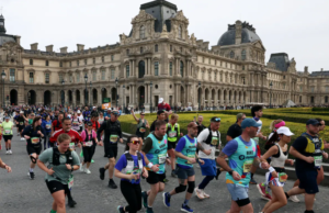 Au-delà du marathon de Paris, la course à pied pour les femmes rime encore et toujours avec course d’obstacles