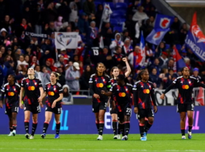 L’OL Lyonnes, figure de proue d’un football féminin français encore marqué par une « précarité structurelle »