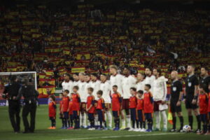 « Les tribunes expriment ce qui flotte dans la société espagnole  » - International - Espagne - SO FOOT.com