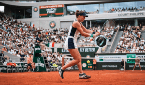 Roland-Garros 2026&nbsp;: Au-delà du court, l’ère de la data connectée s’installe sur la terre battue parisienne - Décideurs du Sport par Patrick Bayeux