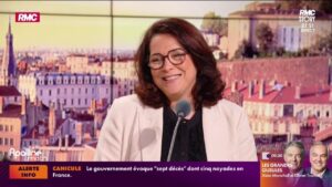L'E-sport à l'école&nbsp;: "Il n'en a jamais été question" explique la ministre des Sports Marina Ferrari