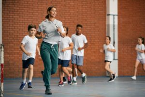 Sport à l’école&nbsp;: seuls 4 élèves sur 10 ont un niveau d’endurance satisfaisant