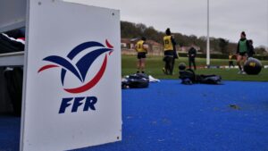 Canicule&nbsp;: tous les matchs de championnats de rugby sont d&eacute;cal&eacute;s &agrave; dimanche matin, annonce la F&eacute;d&eacute;ration fran&ccedil;aise de rugby – franceinfo