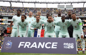 Entre le RN et le football, une méfiance toujours réciproque