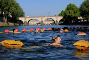 Huit sites gratuits de baignade sécurisée, dont trois à Paris, seront ouverts cet été dans la Seine et la Marne