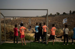 En Cisjordanie, le football sous les barbelés