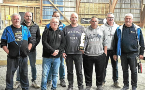 À Gouesnou, l’équipe du restaurant « La Maison des mets » réalise le doublé en pétanque FSGT | Le Télégramme