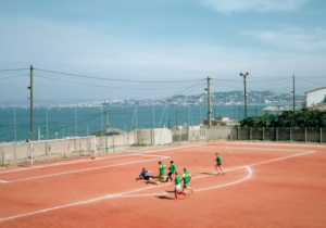 Nicolas Kssis-Martov, historien du sport&nbsp;: « Le football a toujours cristallisé les enjeux politiques de la gauche »