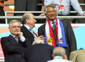Dominique de Villepin&nbsp;: «  La France doit avoir à cœur d’être à la hauteur de l’histoire de l’Irak » - Mondial 2026 - Gr. I - France-Irak - SO FOOT.com