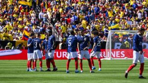 "Ils cherchent juste à s'enrichir": l'interdiction des bouteilles d'eau à la Coupe du monde 2026 malgré les fortes chaleurs attendues fait jaser
