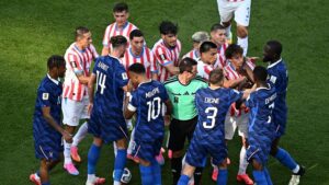 Apr&egrave;s la pol&eacute;mique sur le match France-Paraguay, cinq questions sur la s&eacute;lection des arbitres internationaux &agrave; la Coupe du monde 2026 – franceinfo
