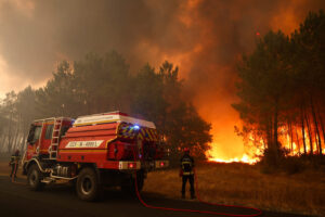 « Le foot, c'est vraiment accessoire »&nbsp;: les clubs amateurs de Gironde face aux flammes - France - Gironde - SO FOOT.com