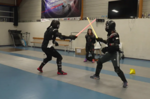 VIDÉO - L'apprentissage du sabre laser, un sport très encadré - ICI