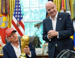 La loi du moins sport : à coups d'ingérence et de décisions unilatérales, Gianni Infantino fonce pourtant vers un quatrième mandat