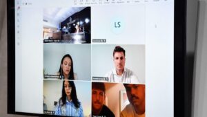 Affaire Auradou-Jegou : les deux joueurs participent à une audition en pleine tournée des Bleus, la plaignante crie à la « corruption » - Le Parisien
