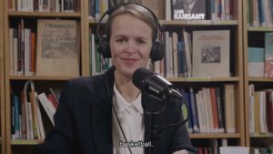 Laïcité en jeu&nbsp;: quand le sport exclut au nom de la neutralité - YouTube