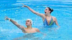 La fédération condamne le harcèlement sexiste subi par Milan Violon en natation artistique