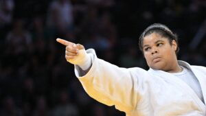 "Une athl&egrave;te ne devrait pas accepter d'&ecirc;tre humili&eacute;e ou r&eacute;duite &agrave; son apparence"&nbsp;: apr&egrave;s sa victoire &agrave; Lausanne, la judoka L&eacute;a Fontaine d&eacute;nonce les attaques sur son physique – franceinfo