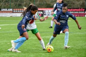 "Personne ne parle des règles douloureuses"&nbsp;: cycles menstruels, peur du jugement, les jeunes filles sont encore nombreuses à arrêter le sport