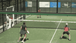 "C'est le supplice de la goutte d'eau"&nbsp;: quand le padel rend fou le voisinage – franceinfo