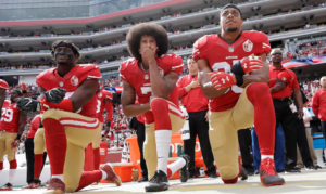 Dix ans après le genou à terre de Colin Kaepernick, les sportifs noirs américains peinent à se faire entendre