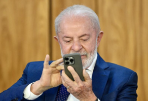 À quelques jours des élections au Brésil, Lula interdit les paris sportifs en ligne