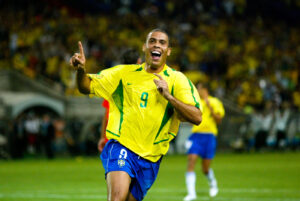 Le vrai top 20 des meilleurs attaquants de l’histoire du foot - Top 20 - Attaquants - SO FOOT.com