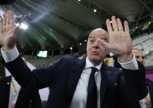 Bureaux fastueux dans la Trump Tower, villa luxueuse à Miami… Le président de la Fifa Gianni Infantino ajoute des casseroles à sa collection